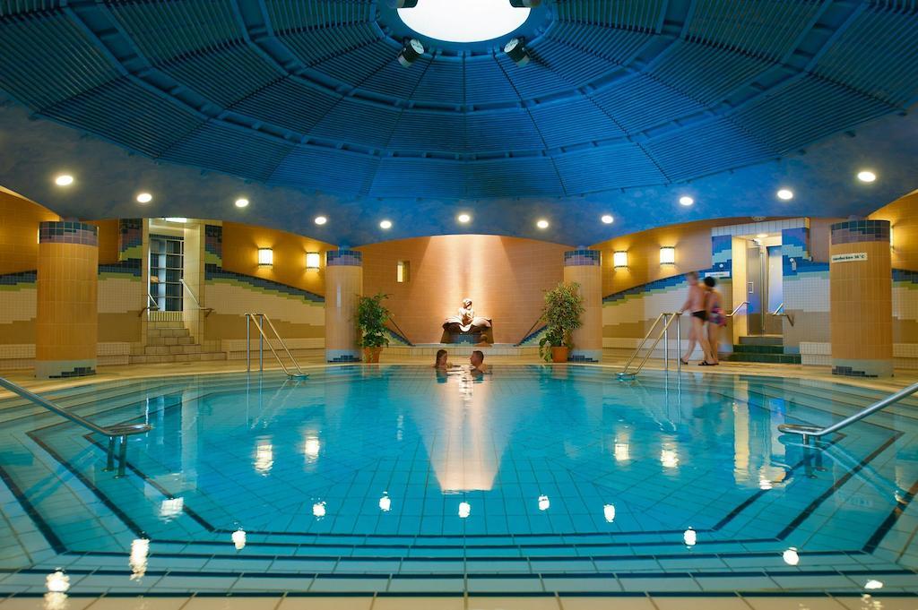 Hotel Alter Weissbraeu 2*